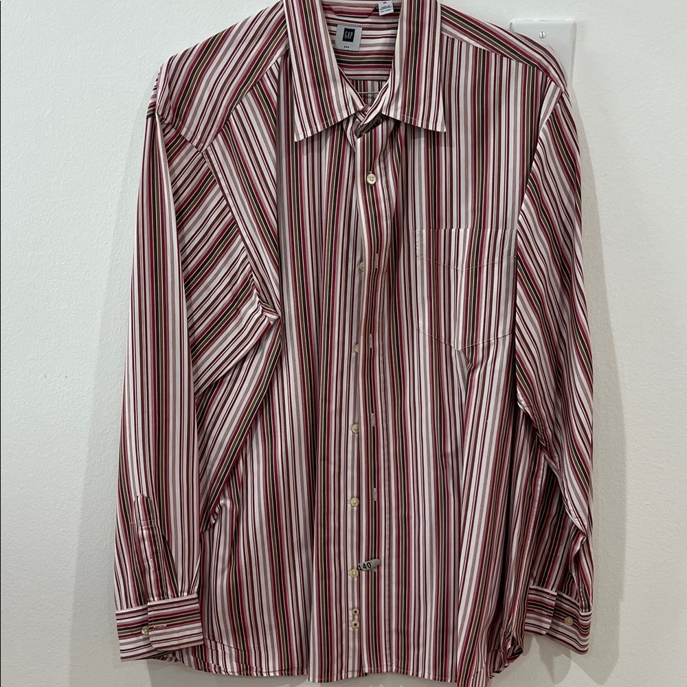 GAP Men's Long-Sleeve Multi-Stripe Button-Up Shirt - Red, White, Brown